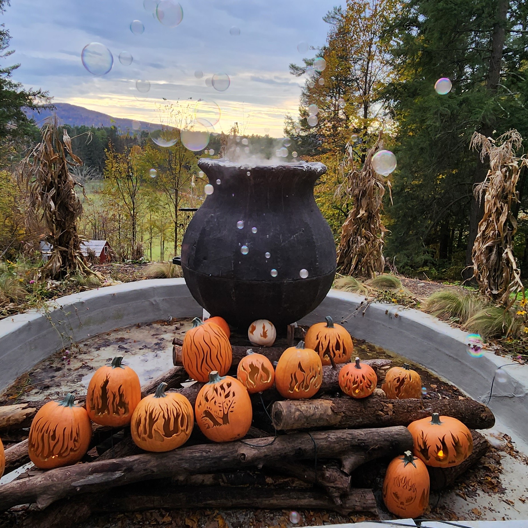 Image of witches cauldron